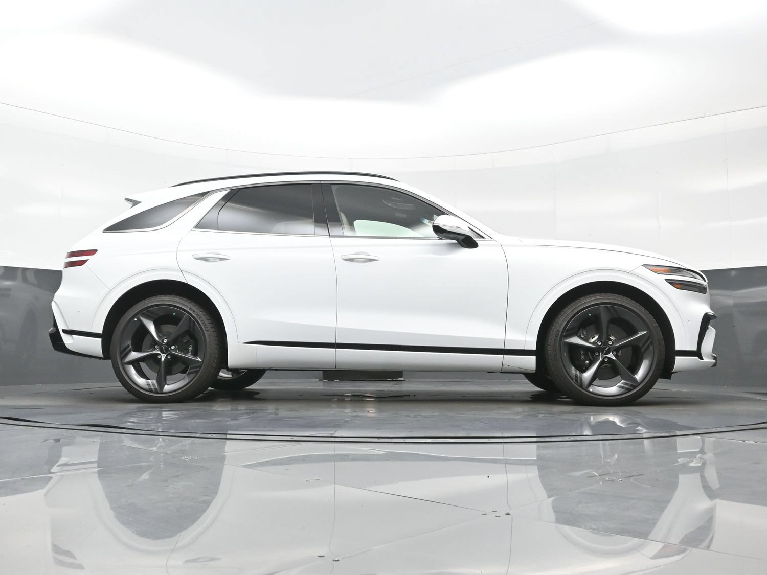 Used 2026 Genesis GV70 3.5T Sport Prestige AWD/4WD image 32