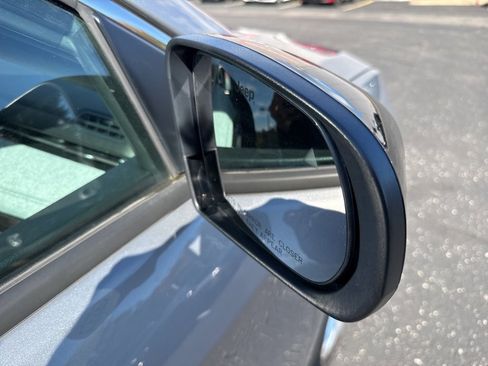 Used 2023 Jeep Compass Latitude w/ Convenience Group image 17