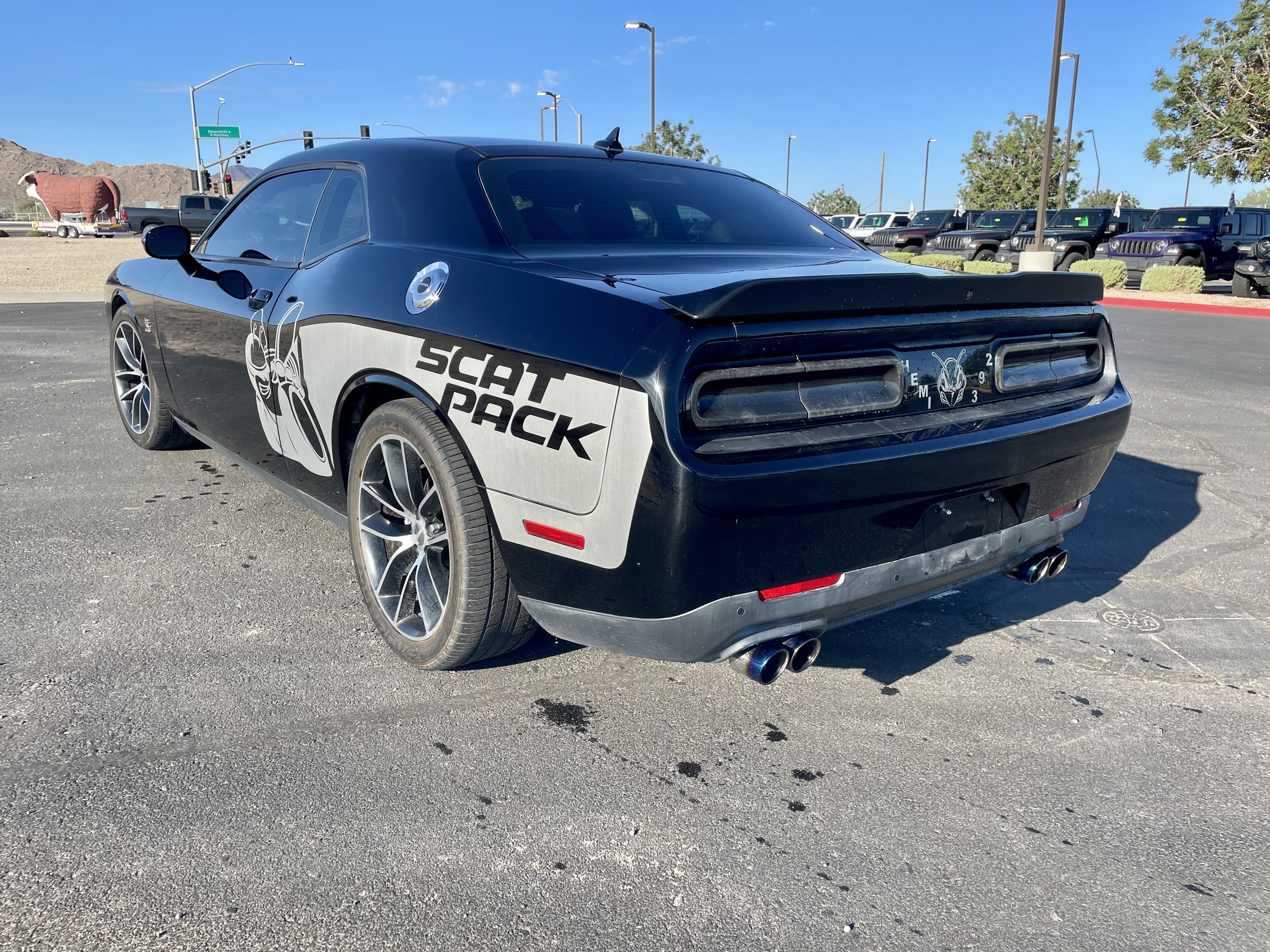 Used 2016 Dodge Challenger R/T Scat Pack w/ Leather Interior Group RWD image 3