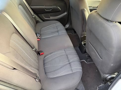 Used 2016 Chevrolet Sonic LT image 21