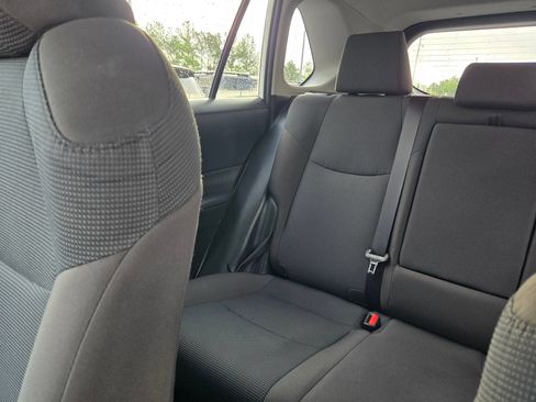 Used 2021 Toyota RAV4 LE FWD image 12