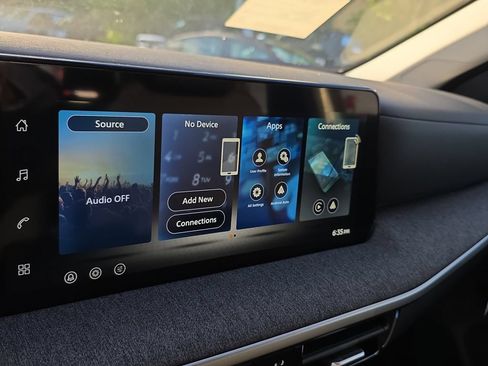 New 2026 Nissan Kicks S FWD image 29