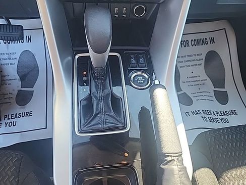 Used 2024 Mitsubishi Eclipse Cross SE image 23