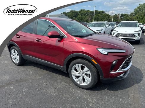 Used 2024 Buick Encore GX Preferred FWD image 1