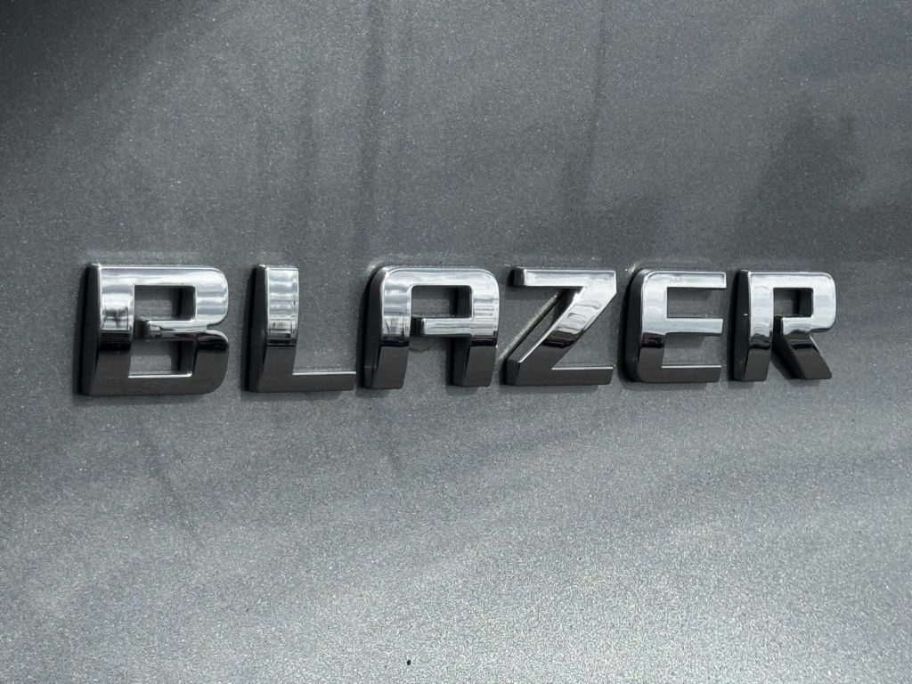 Used 2024 Chevrolet Blazer LT w/ Convenience Package FWD image 10
