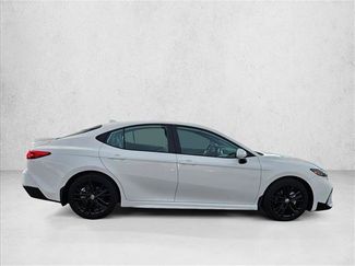 Used 2025 Toyota Camry SE FWD video 4