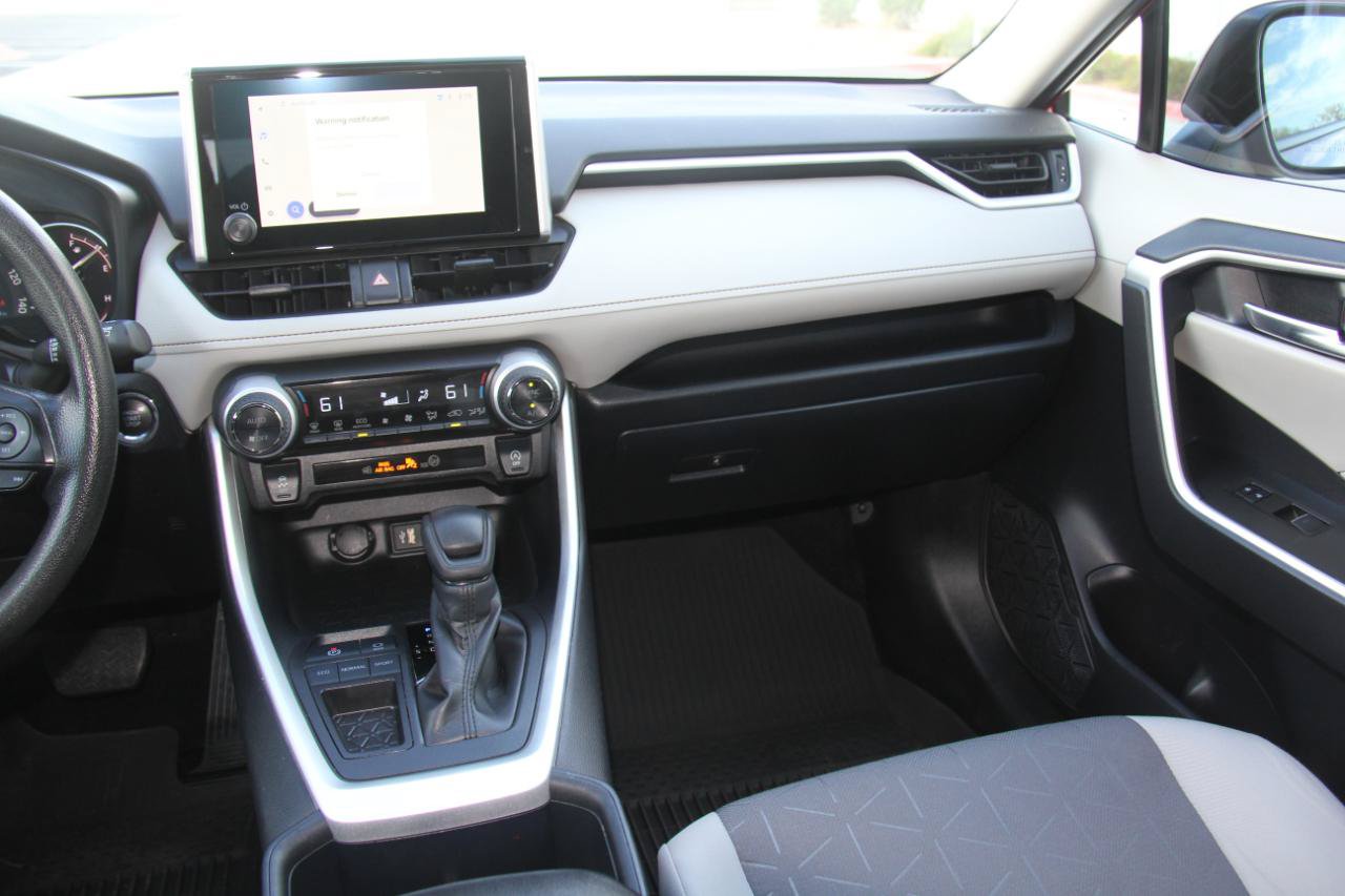 Used 2025 Toyota RAV4 XLE w/ Convenience Package FWD image 10