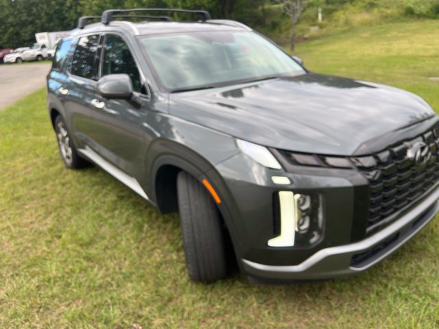 Used 2023 Hyundai Palisade SEL w/ Premium Package AWD/4WD image 6