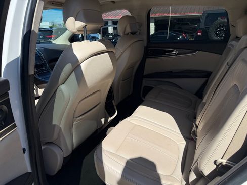 Used 2020 Lincoln Nautilus Reserve w/ Equipment Group 201A FWD image 13