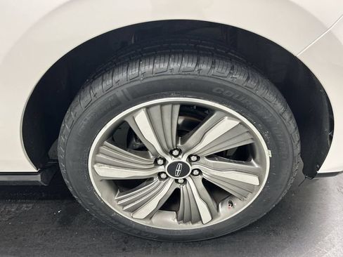 Used 2018 Lincoln Navigator Reserve AWD/4WD image 8