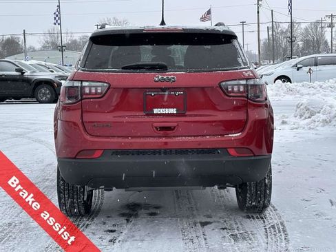 New 2026 Jeep Compass Limited image 36