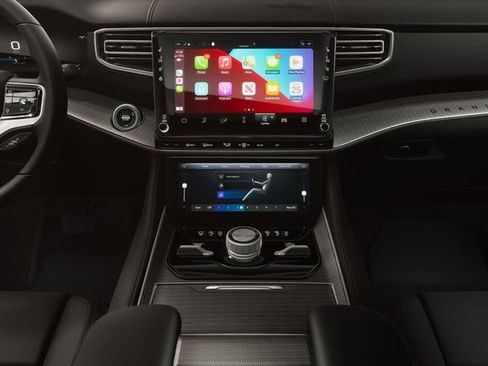 New 2026 Jeep Grand Wagoneer Summit image 5