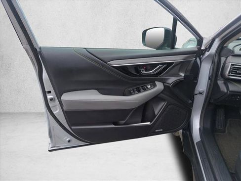 Certified 2025 Subaru Outback Onyx Edition image 11