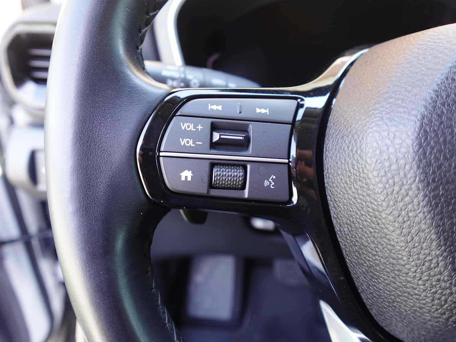 Certified 2024 Honda Pilot EX-L image 17