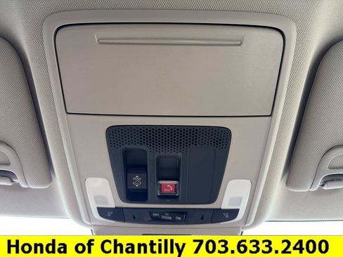 Certified 2025 Honda Accord SE image 19