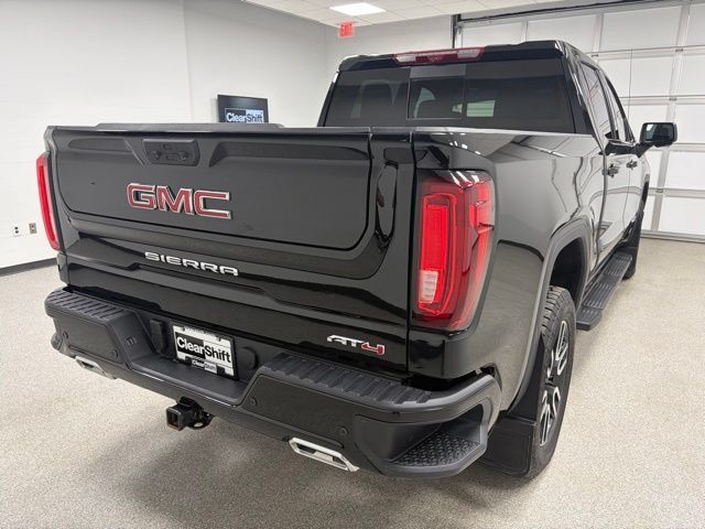 Used 2025 GMC Sierra 1500 AT4 w/ Technology Package AWD/4WD image 9