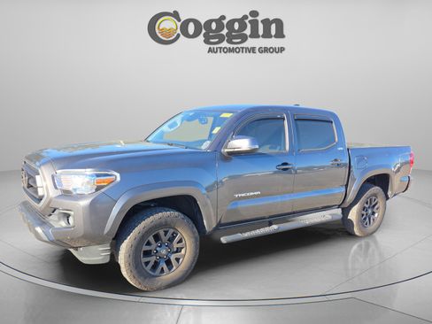 Used 2022 Toyota Tacoma image 1