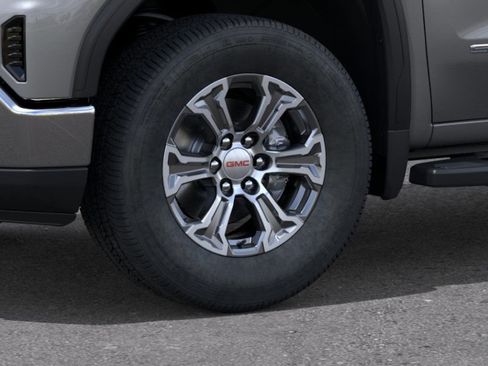 New 2026 GMC Sierra 1500 SLE w/ Preferred Package image 9