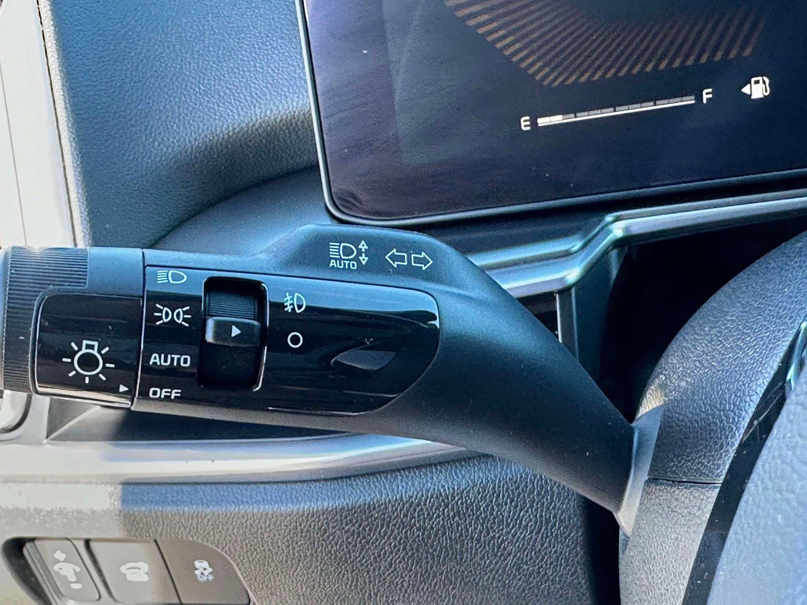 Used 2025 Kia Sorento EX AWD/4WD image 18