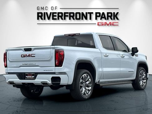 New 2026 GMC Sierra 1500 Denali AWD/4WD image 3