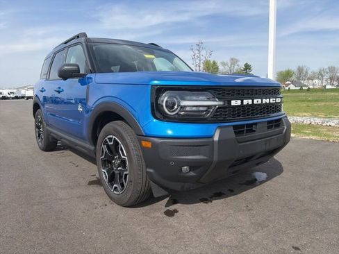 Used 2025 Ford Bronco Sport Outer Banks w/ Outer Banks Tech Package+ AWD/4WD image 1