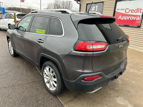 Used 2015 Jeep Cherokee Limited w/ Luxury Group FWD image 7