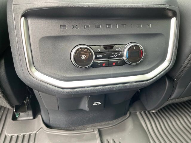 New 2027 Ford Expedition Tremor w/ Driver's Package AWD/4WD image 18