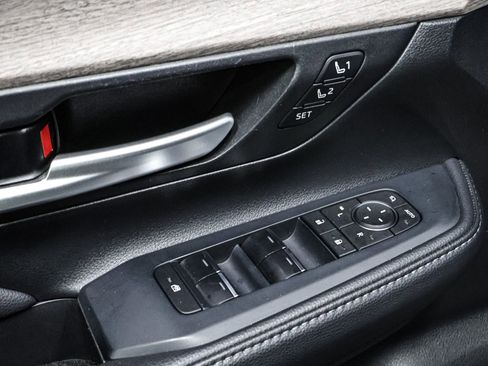 Used 2024 Toyota Grand Highlander Limited image 18