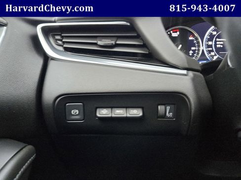 Used 2022 Buick Enclave Avenir w/ Avenir Technology Package image 23