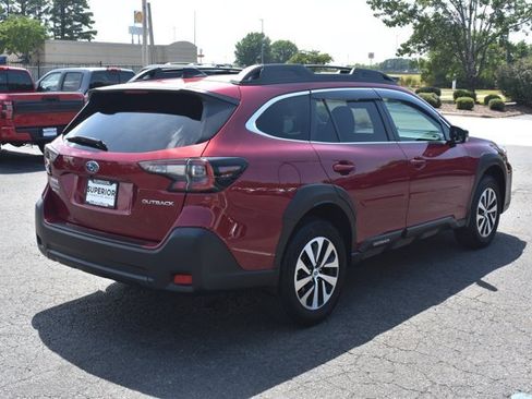 Used 2024 Subaru Outback Premium AWD/4WD image 5