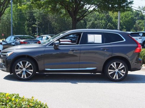 Used 2023 Volvo XC60 B5 Ultimate w/ Protection Package Premier FWD image 5