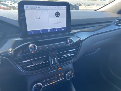 Used 2024 Ford Escape ST-Line image 17