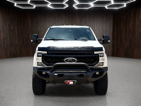 Certified 2021 Ford F250 Platinum w/ Tremor Off-Road Package AWD/4WD image 3