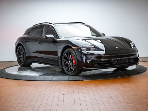 Certified 2024 Porsche Taycan GTS AWD/4WD image 14