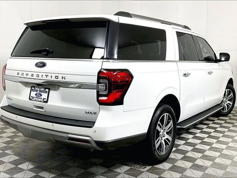 Used 2022 Ford Expedition Max Limited image 12