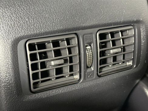 Certified 2021 Toyota 4Runner Venture w/ Moonroof Package image 32