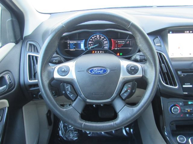 Used 2016 Ford Focus Electric Hatchback FWD image 31
