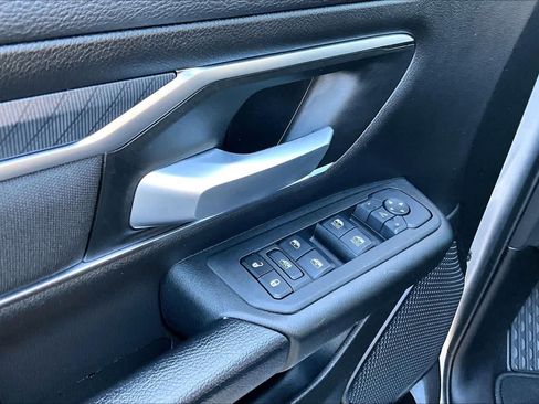 Used 2025 RAM 1500 Big Horn image 30