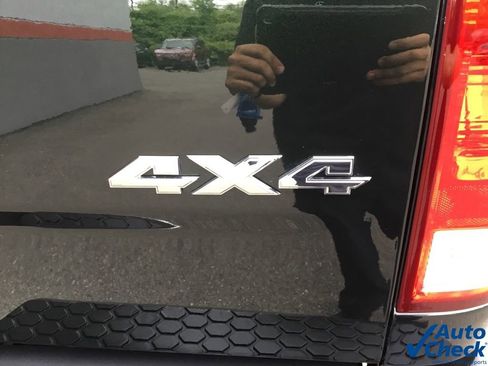 Used 2018 RAM 2500 Big Horn image 22