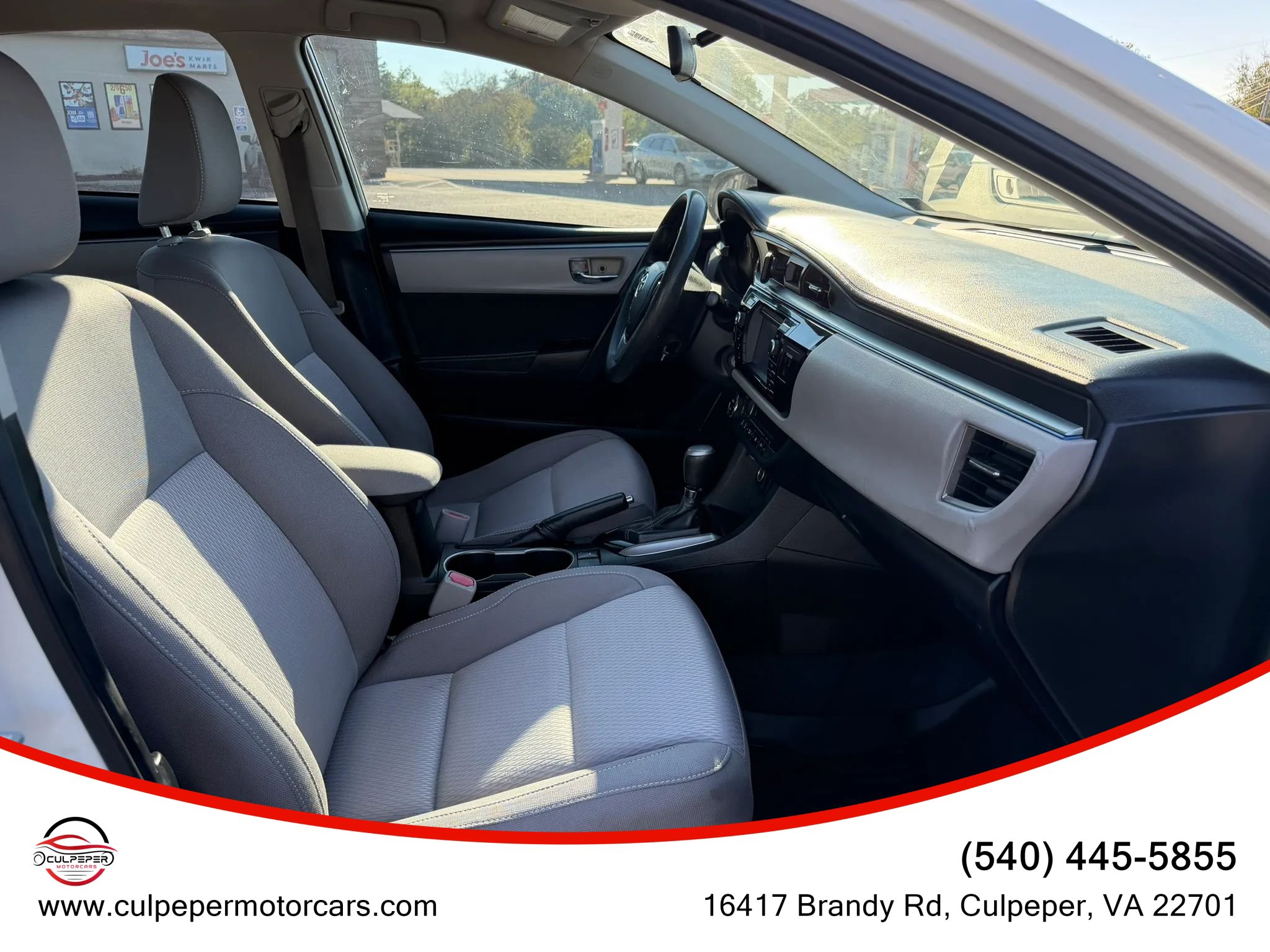 Used 2014 Toyota Corolla LE FWD image 14
