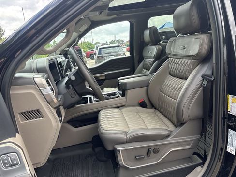 Used 2026 Ford F450 Platinum w/ Platinum Plus Package AWD/4WD image 20