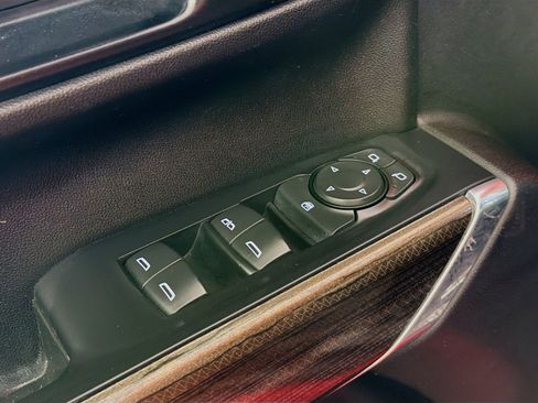 Used 2021 Chevrolet Silverado 1500 LT Trail Boss image 19