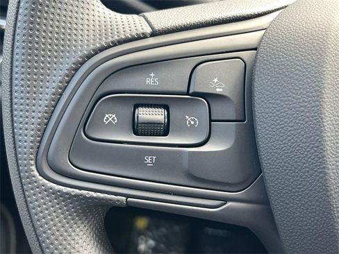 New 2025 Buick Envista Preferred image 13