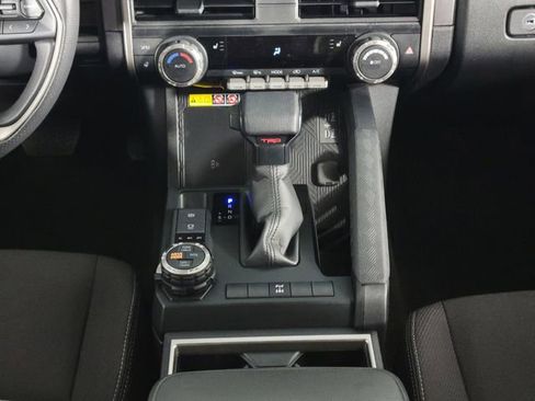 Used 2025 Toyota 4Runner TRD Off-Road image 24