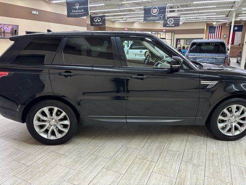 Used 2016 Land Rover Range Rover Sport HSE image 12