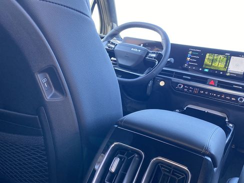 New 2026 Kia Sorento SX Prestige AWD/4WD image 25