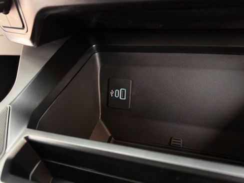 New 2026 Ford F250 XLT w/ FX4 Off-Road Package image 36