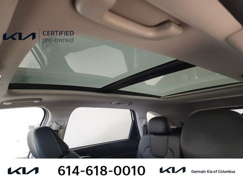 Used 2023 Kia Sorento S w/ Panoramic Sunroof Package image 32