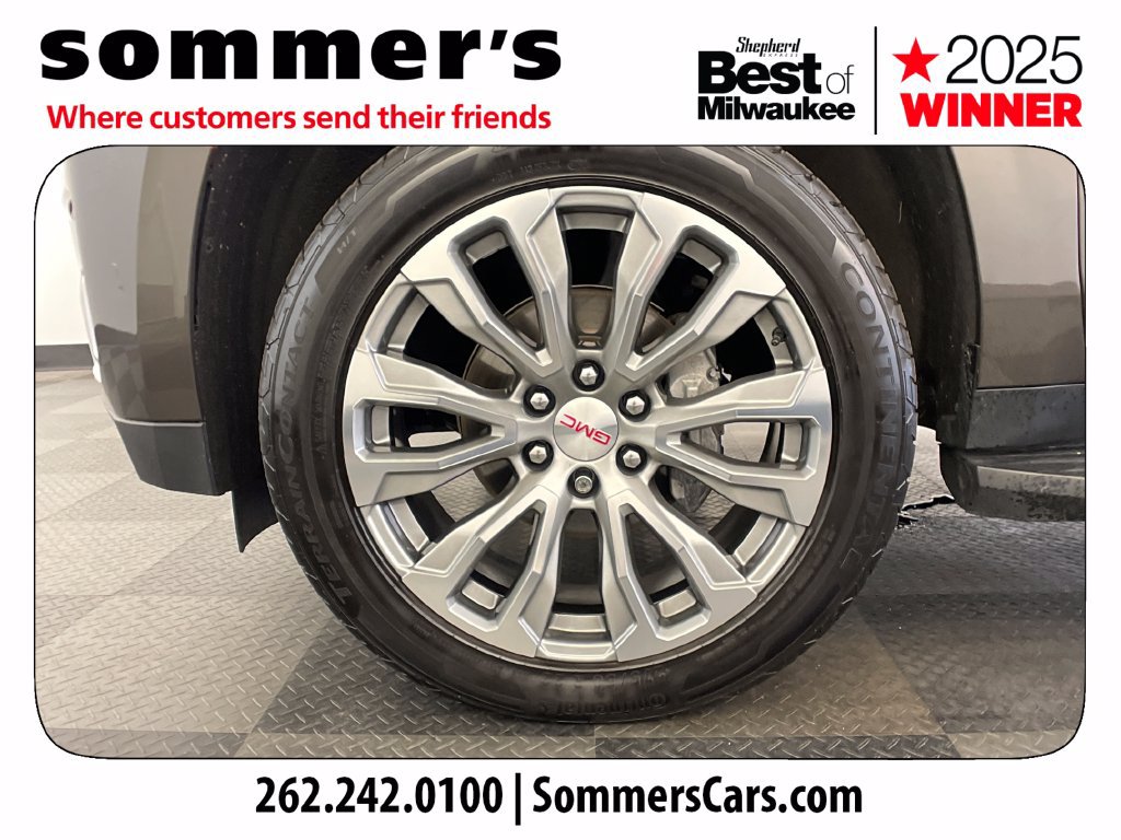 Used 2021 GMC Yukon Denali w/ LPO, Illumination Package AWD/4WD image 25