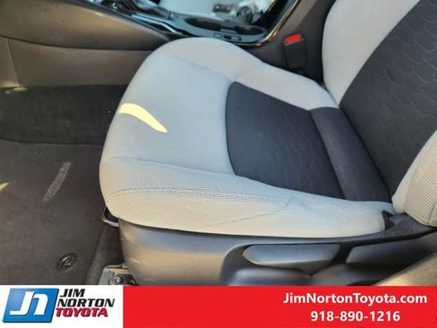Used 2023 Toyota Corolla SE image 25